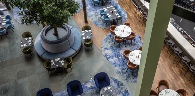 Fachtagung INDUSTRIEFOKUS 2026: Contract & Claim Management. Urheber des Fotos: Radisson Blue Hotel. Nutzung mit freundlicher Genehmigung des Hotels.