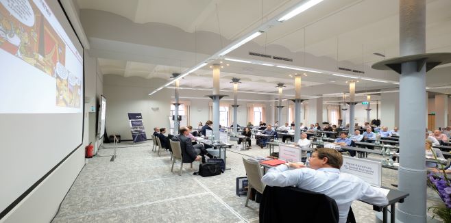 Fachvortrag Frau Dr. Ulrike Wesche & Herr Dietmar Ludoplh "Internationale Schiedsverfahren im &Uuml;berblick. Urheber: Nicolas Det. Alle Nutzungsrechte bezahlt durch 1155PM consultants GmbH