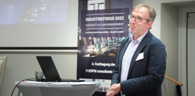Experte f&uuml;r Contract und Claim Management und Vortragsreferent der Fachtagung "INDUSTRRIEFOKUS 2023: Contract und Claim Management". Vortragsthema: ""Die IKARUS-Analyse (&copy;) eine innovative Methode zur Beurteilung der Machbarkeit von industriellen Gr&ouml;&szlig;tprojekten". Urheber des Bildes: Nicolas Det. Alle Nutzungsrechte erworben durch die 1155PM consultants GmbH