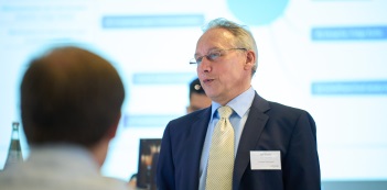 Vortrag "Entwicklung von Claim-Management-Strategien. Vortragsreferent: Ralf Budde. Urheber des Bildes: Nicolas Det. Alle Nutzungsrechte bezahlt durch 1155PM consultants GmbH.