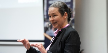 Isabelle Sajons G&ouml;llner. Urheber des Bildes: Dr. Sabine Schmitz. Alle Nutzungsrechte bezahlt durch 1155PM consultants GmbH.