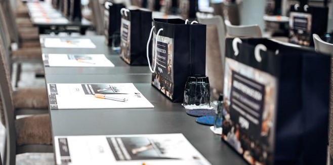 INDUSTRIEFOKUS 2025. Fr&uuml;hbucherrabatt endet bald &ndash; noch bis zum 15.05.25 verg&uuml;nstigt anmelden. Urheber des Bildes: Sabine Schmitz. Alle Nutzungsrechte bezahlt durch 1155PM consultants GmbH