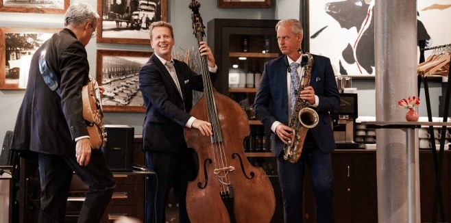 )NDUSTRIEFOKUS 2025: Contract und Claim Management. Vortrags- und Referentenvorstellung Volker Bock. Urheber: Volker Bock. Alle Nutzungsrechte  bezahlt durch 1155PM consultants GmbH