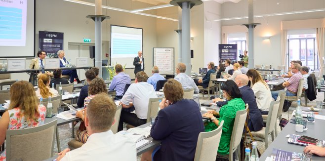 Fachtagung INDUSTRIEFFOKUS Contract Claim Management. Vortragsvborstellung Fachtagung INDUSTRIEFFOKUS Contract Claim Management. Vortragsvborstellung